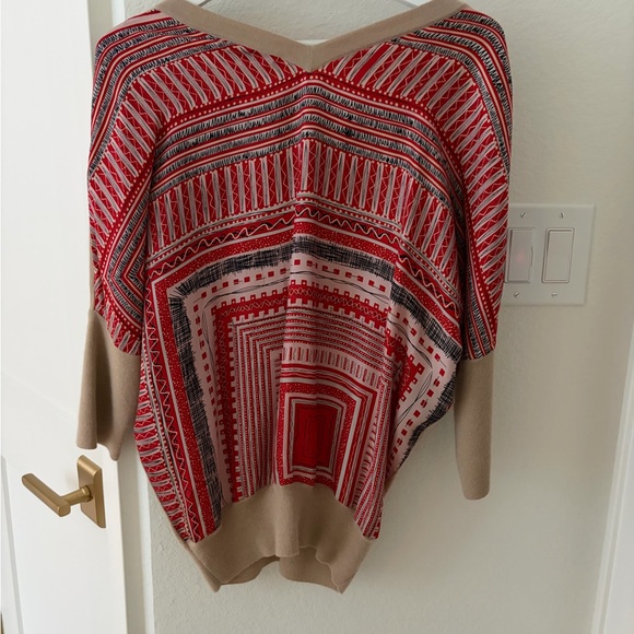 Derek Lam Camel Cashmere with Red Graphic Silk Back Design - Picture 2 of 4